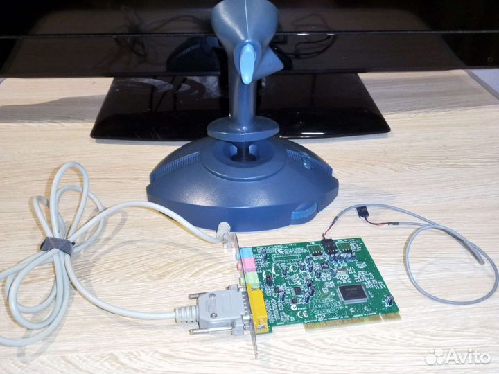 Джойстик Genius Flight2000 F-22+звуковуха