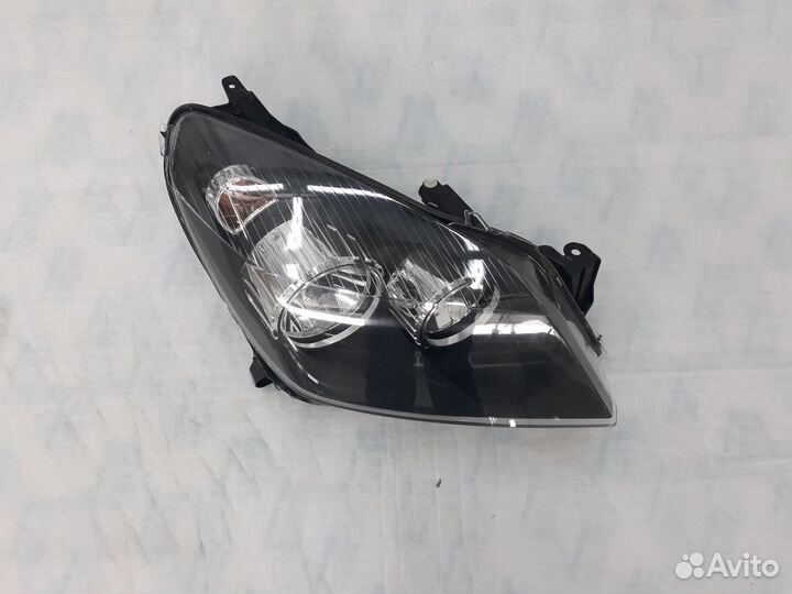 Фарa Оpel Аstra Н 2004 2007