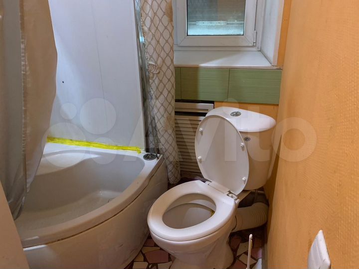 Комната 16 м² в 2-к., 1/5 эт.