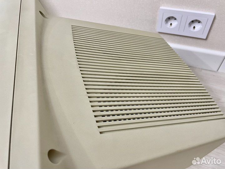 Apple Perfoma Plus Display 14 1993