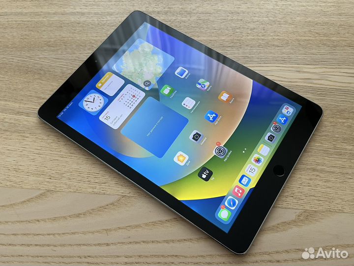 iPad Pro 9.7 32Gb WiFi Оригинальный