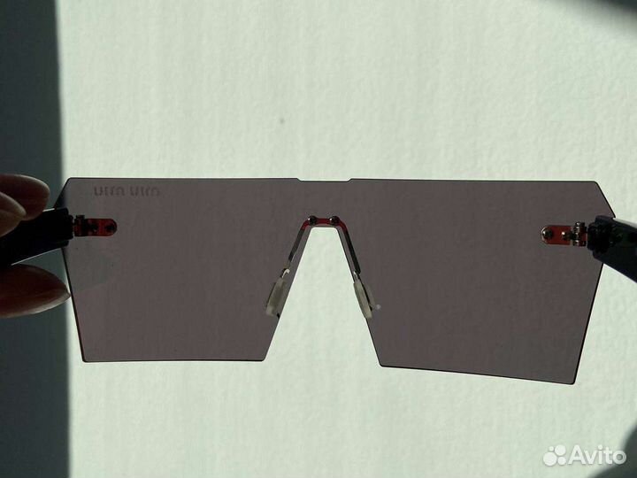 Солнцезащитные очки