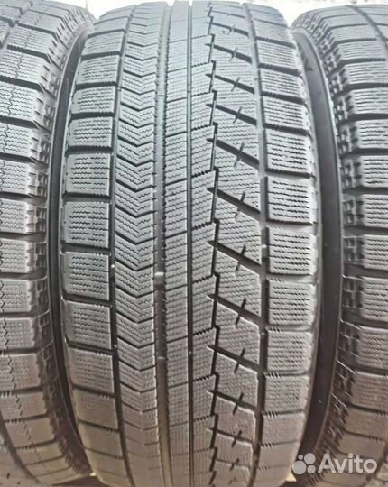 Bridgestone Blizzak VRX 225/55 R17 94H