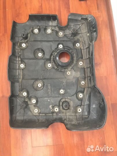 Крышка двигателя SsangYong Kyron XDi 200 XVT