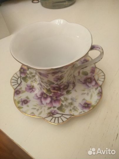 Чайный фарфоровый сервиз на 3 персоны