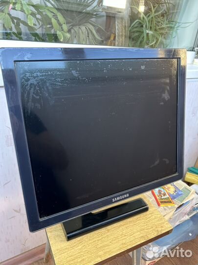 Монитор samsung 971P(R)