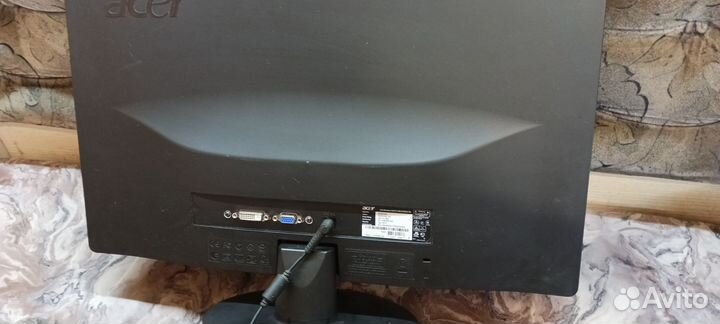 Монитор 22 дюйма