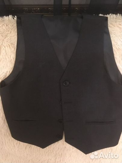 Костюм школьный