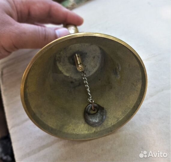 Колокольчик для торжественного события