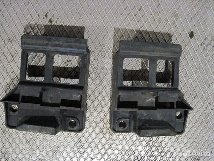 Усилитель бампера(крепление) Мерседес Спринтер 906