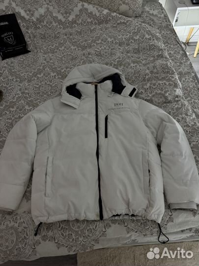 Пуховик Armani Exchange