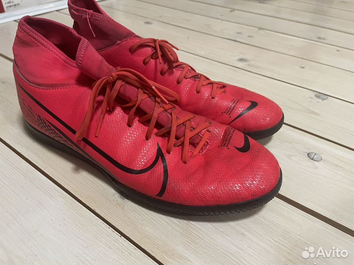 Бутсы nike mercurial