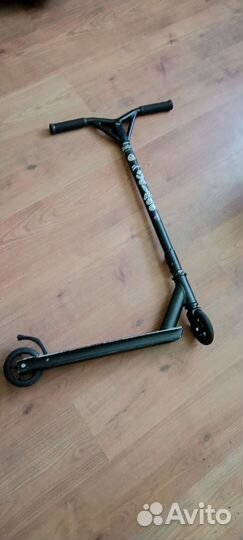 Трюковой самокат