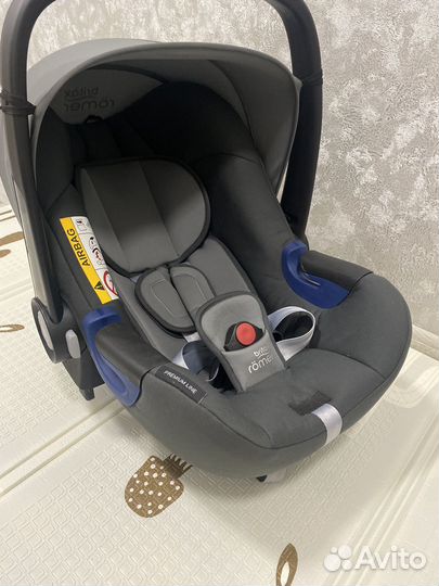 Продам автолюльку Britax Romer baby safe 3 i-size