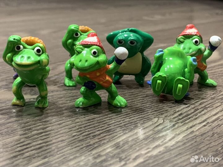 Игрушки из киндер-сюрпризов