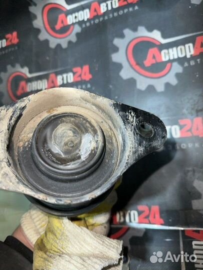 Подушка двигателя передняя правая Honda Accord CL9