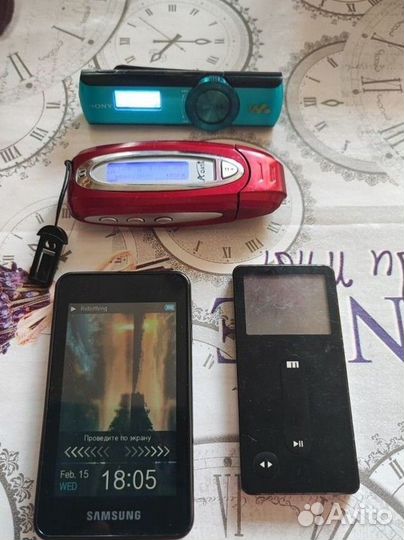 MP3-плееры A-Data, Samsung