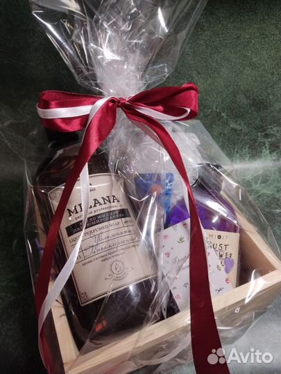 Подарочный бокс к 14 февраля и 8 марта