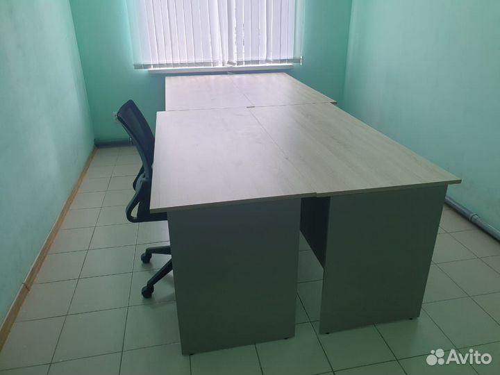 Стол офисный