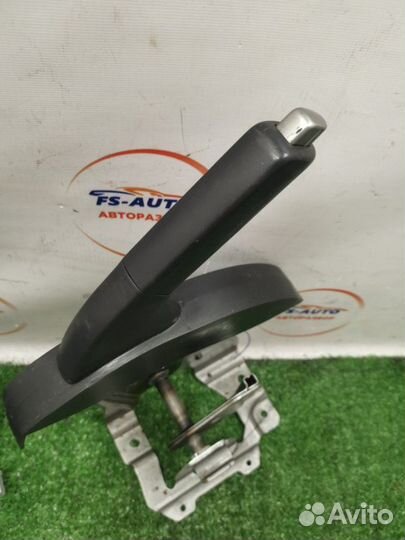 Ручник Nissan Qashqai 1.6 HR16DE 2012