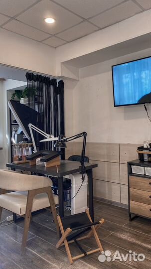 Сдам место мастеру маникюра