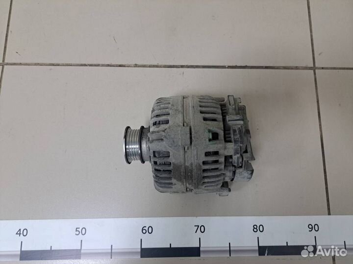 Генератор Opel Zafira B