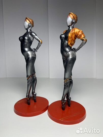 Фигурка Левая и Правая