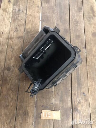 Холодильник в подлокотник Nissan Patrol Y62 QX56