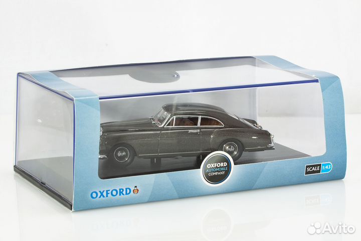 Модель автомобиля Bentley S1 Oxford