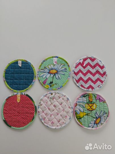 Прихватки кухонные и грелка на чайник