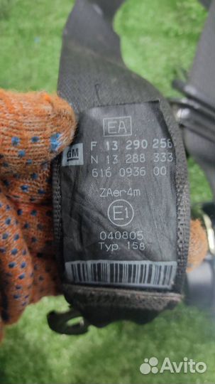 Ремень безопасности задний Opel Corsa D 2011