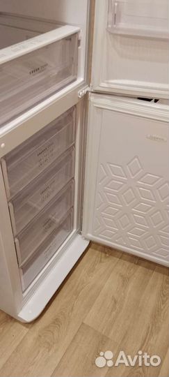 Холодильник на запчасти