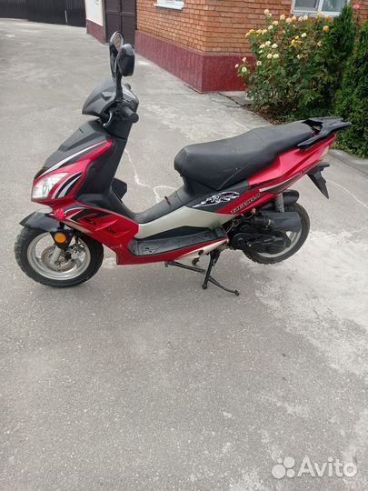 Продам скутер Точила 50QT