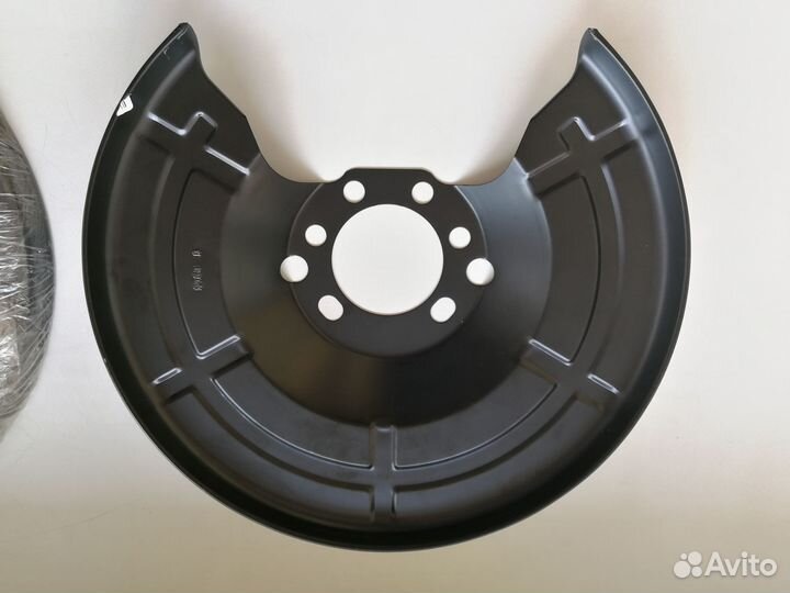 Кожух диска тормозного заднего GM 90498290 (2 шт)