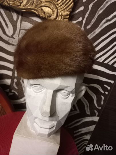 Берет женский из норки