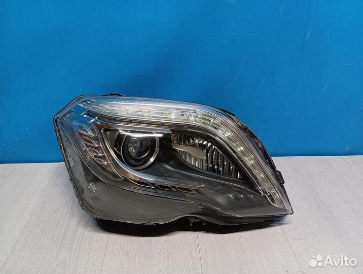 Фара правая Mercedes GLK class 2012-нв