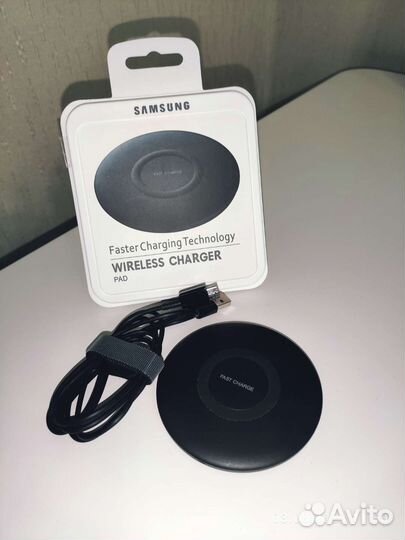 Беспроводное зарядное устройство Samsung