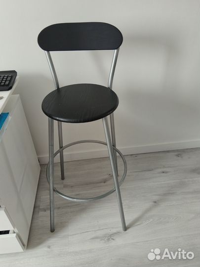 Барный стул