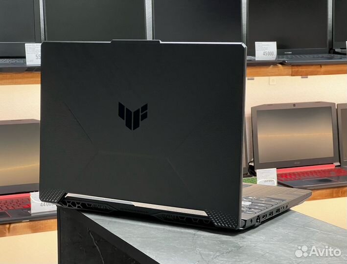 NEW Asus Tuf i5-11400H/ 144Hz/ RTX 3050/ SSD 512