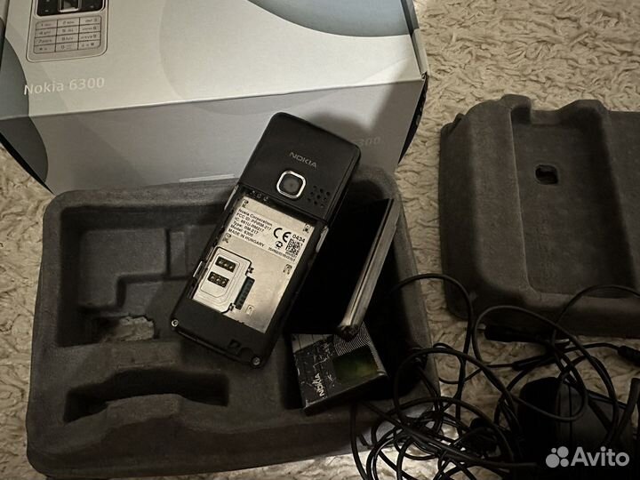 Телефон Nokia 6300