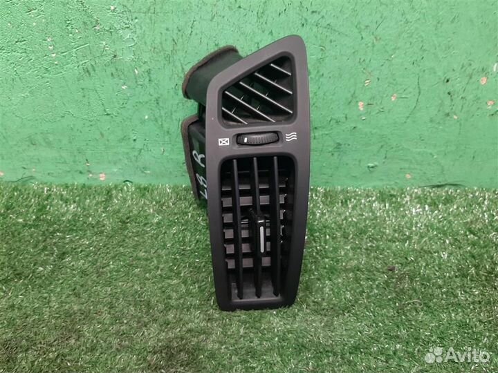 Дефлектор торпедо правый KIA ceed (ED) 2010