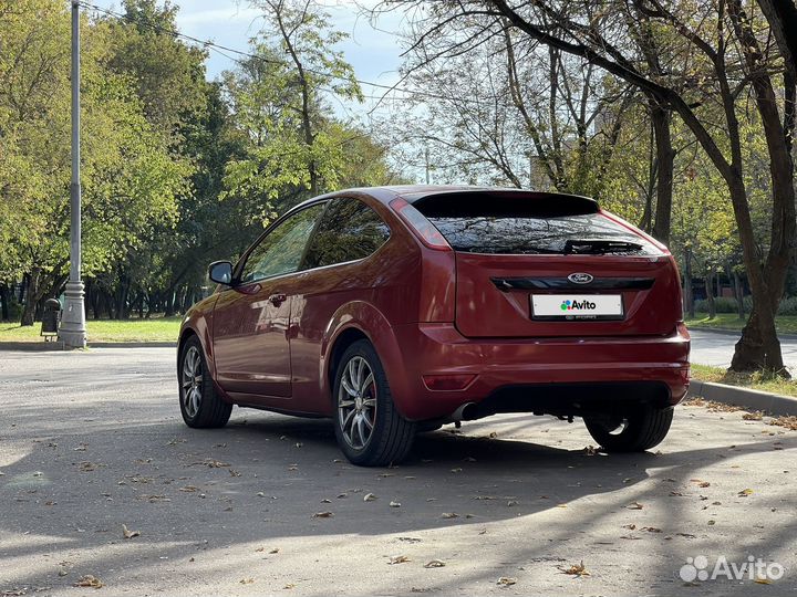 Ford Focus 1.8 МТ, 2008, 180 000 км