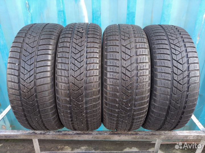 Pirelli Winter Sottozero 3 215/65 R16 100L