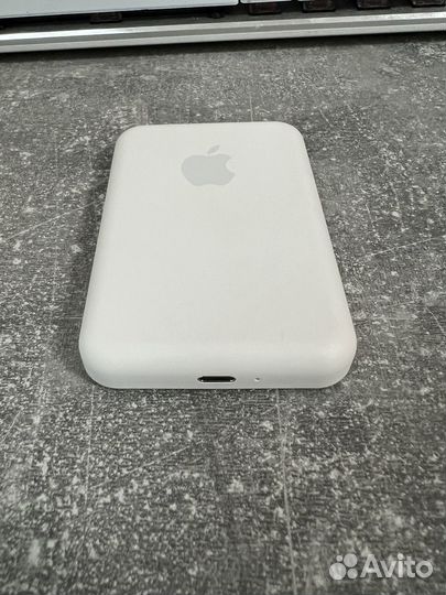 Apple magsafe battery pack