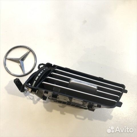 Дефлектор салона правый Мерседес w212