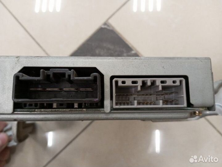 Блок электронный Toyota Prius NHW10 1NZ 2000