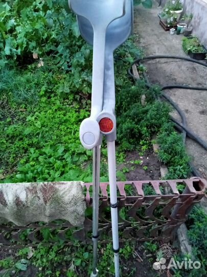 Костыли подлокотные