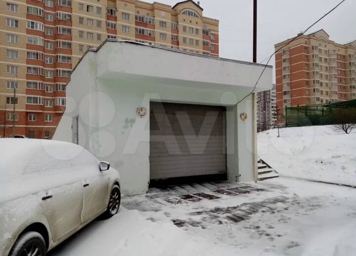 Машиноместо, 12 м²