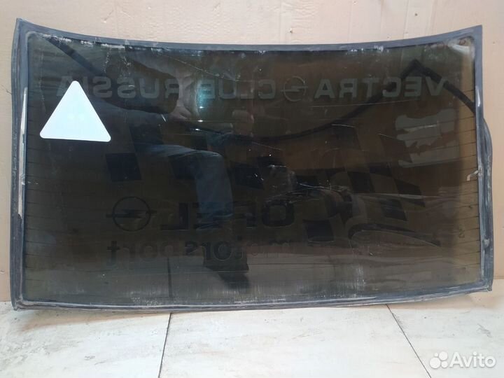 Стекло заднее Opel Vectra A C20XE 1990