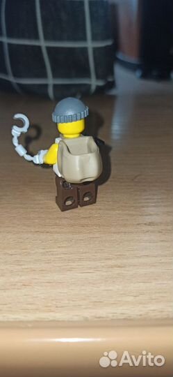 Lego минифигурка бандит